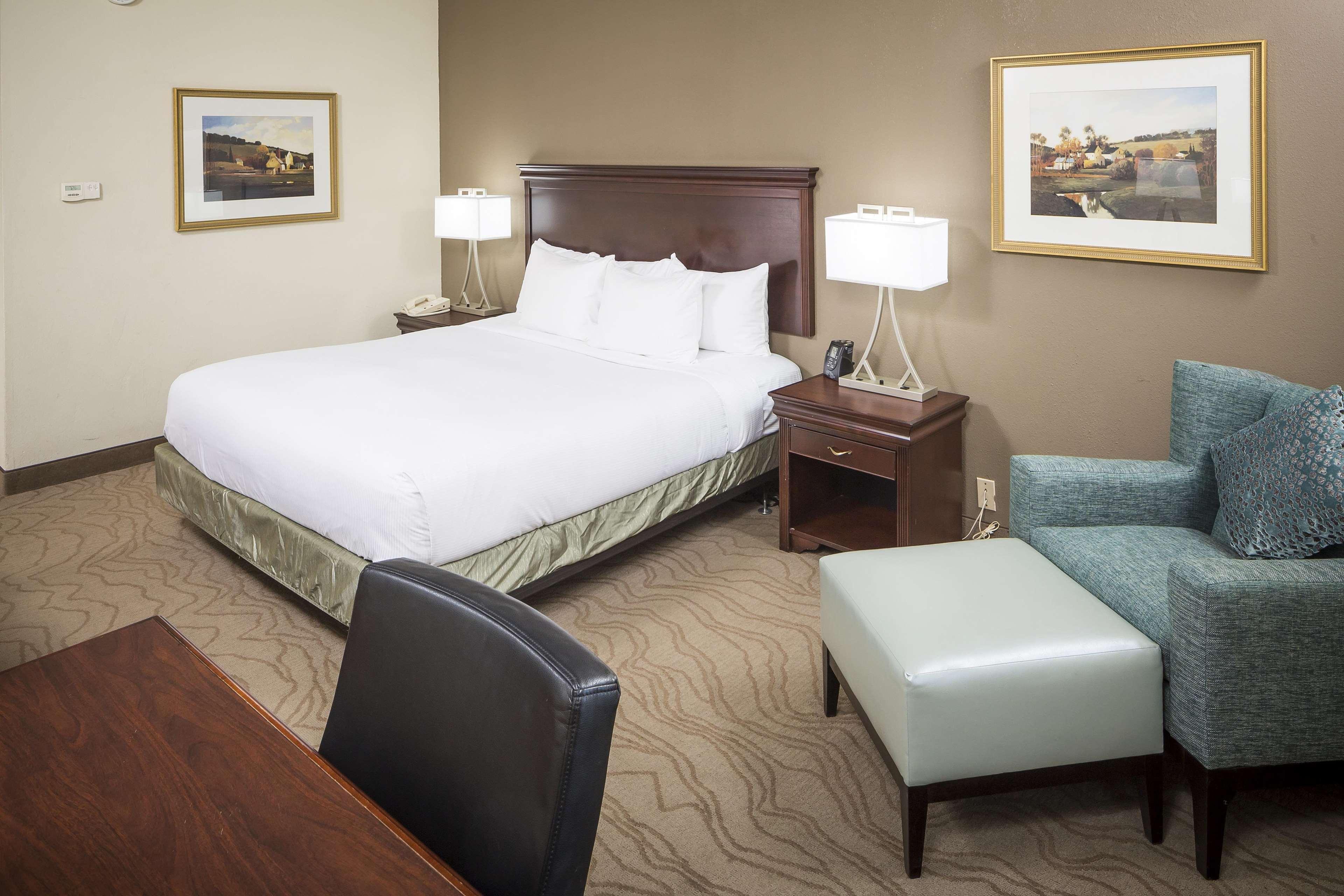Hotel Doubletree By Hilton Boston-Milford Exterior foto