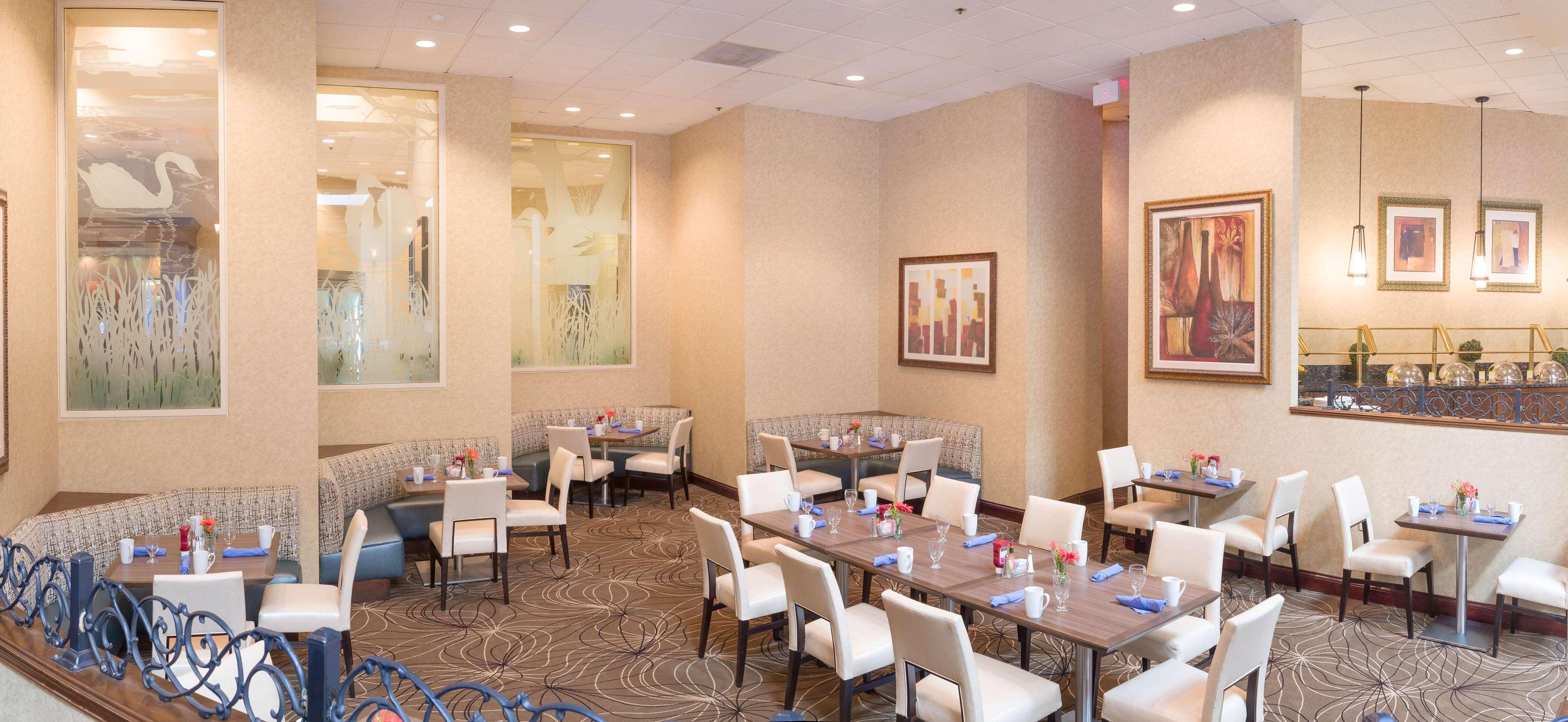 Hotel Doubletree By Hilton Boston-Milford Exterior foto