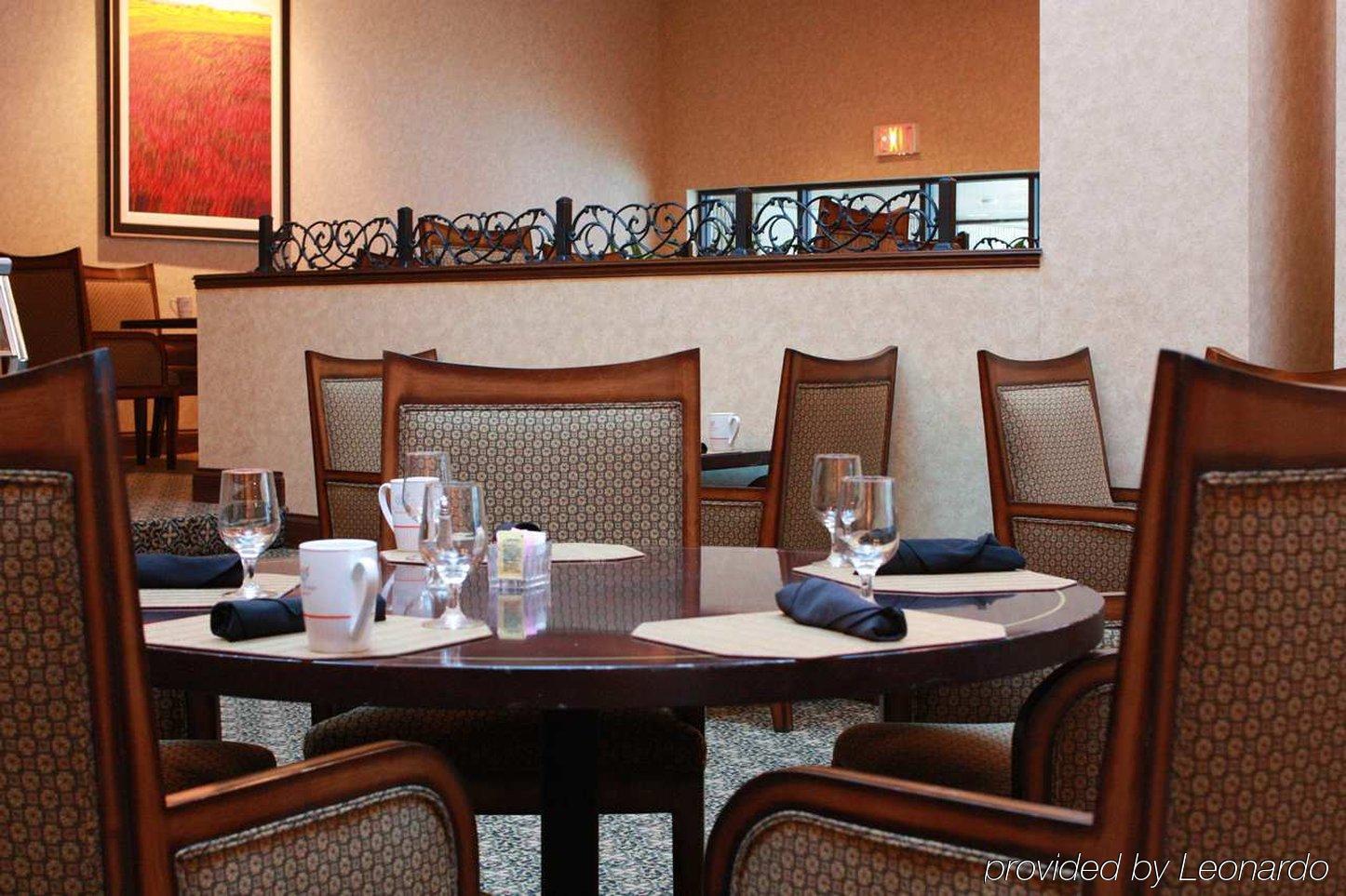 Hotel Doubletree By Hilton Boston-Milford Restaurante foto