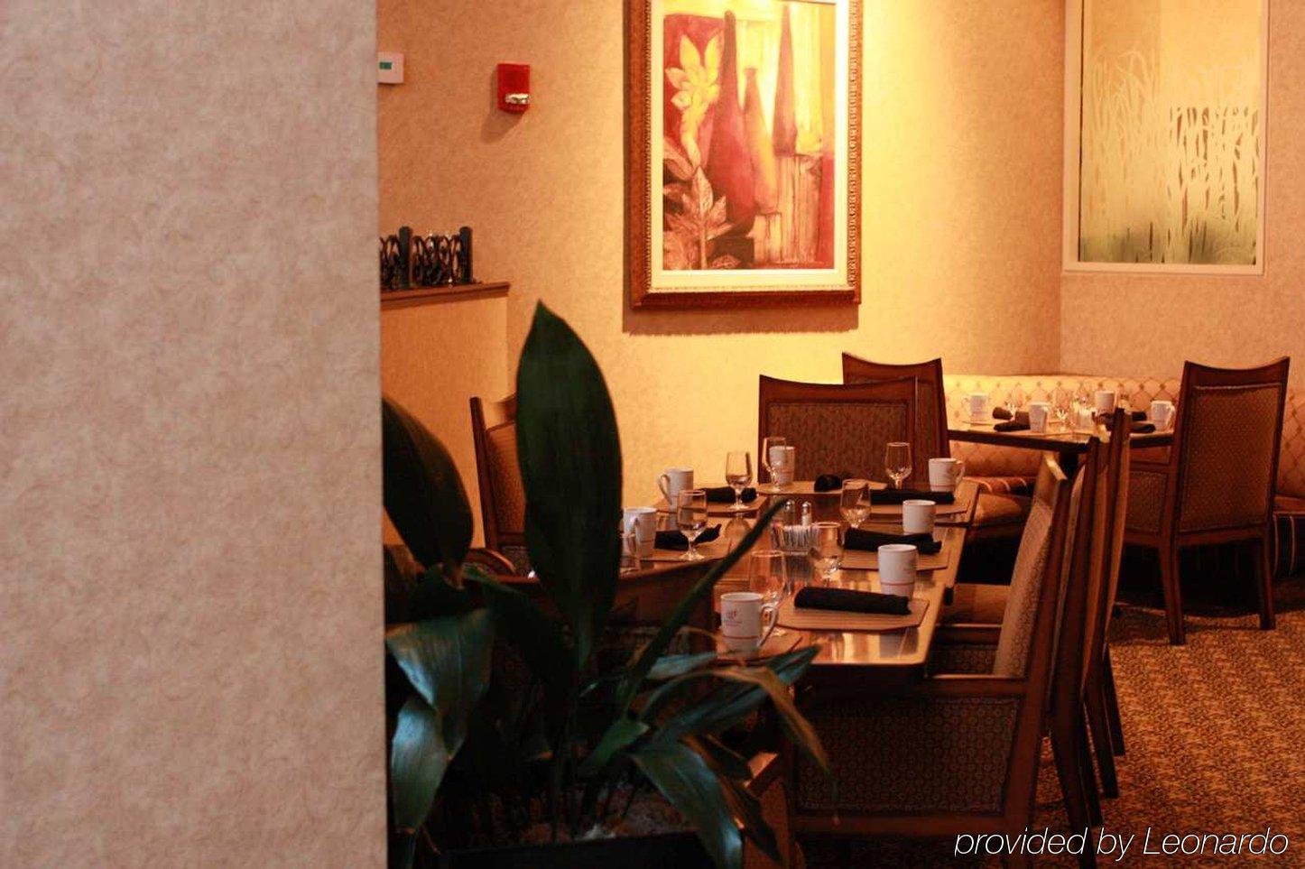 Hotel Doubletree By Hilton Boston-Milford Restaurante foto