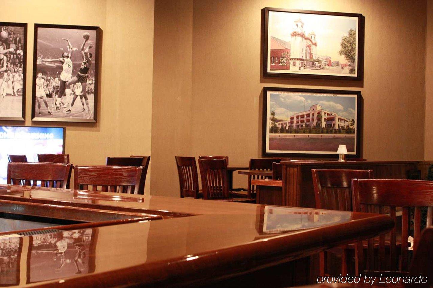 Hotel Doubletree By Hilton Boston-Milford Restaurante foto